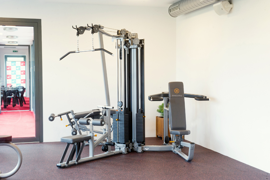 Posilovna a fitness sál